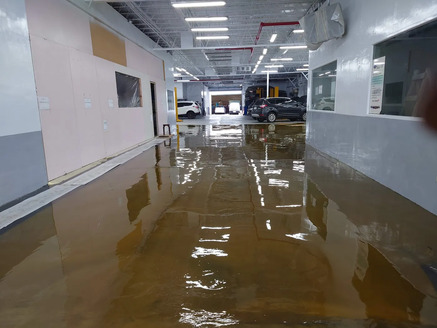 環氧樹脂（Epoxy）地坪工程